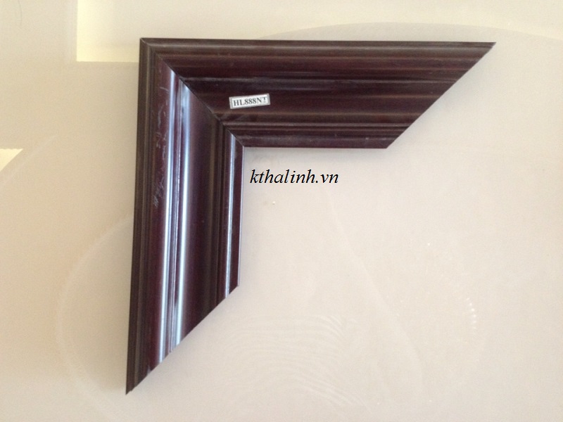 fancy-picture-frames-2